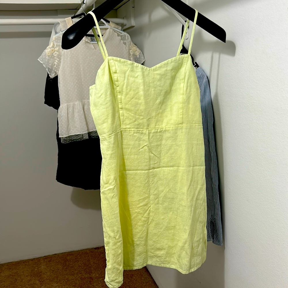 Linen mini dress yellowish green
